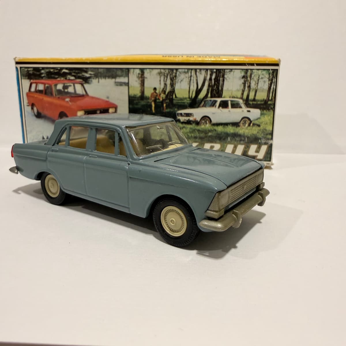 Москвич 408